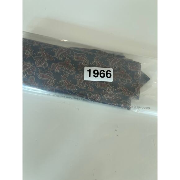 Ballymoor Men's Silk Neck Tie Navy Blue & Red Paisley JL - Picture 7 of 7